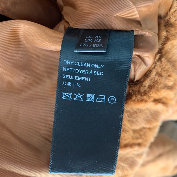 Urban Outfitters faux fur crop jacket. Size XS - Picture 8 of 9